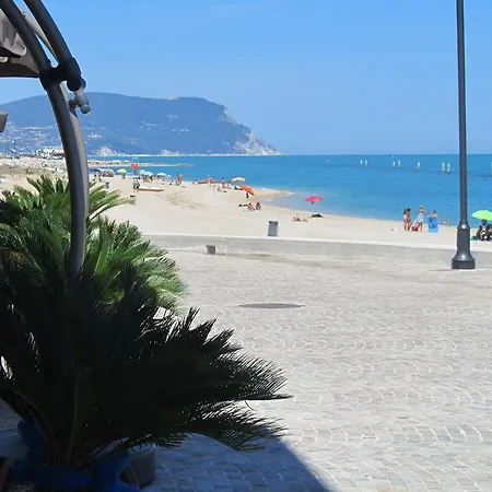 L' Angolo Sul Mare Porto Recanati